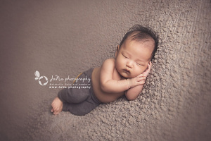 Vnacouver-newborn-photography-40-days-old-jana