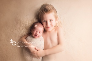 Vancouer_newborn_photographer_jana_sibling_19