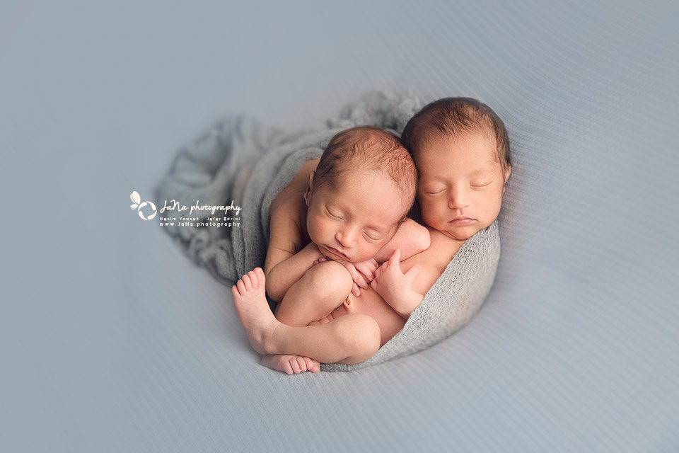 Vancouver-newborn-photographer-twins