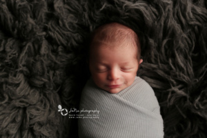vancouver_newborn_photography_Illya_17