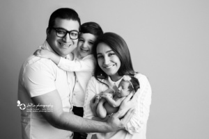 family newborn photography - north vancouver - jana - sibling brother - black and white