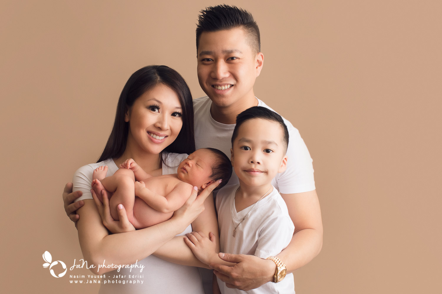 Newborn photography Vancouver - Family