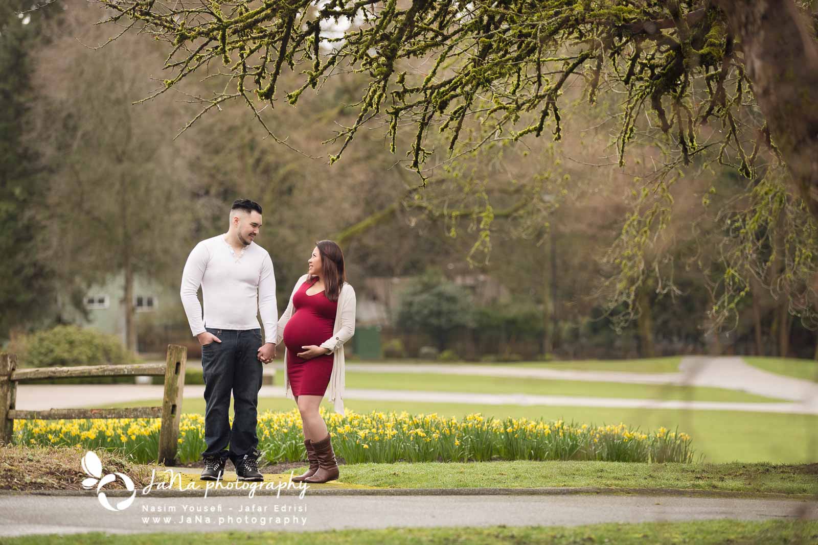 Maternity & Newborn photography - Deer Lake Park Burnaby