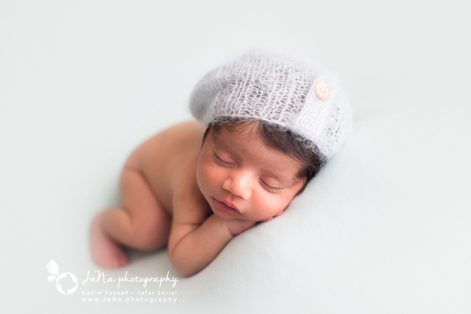 Newborn photography Burnaby - sleep on blue