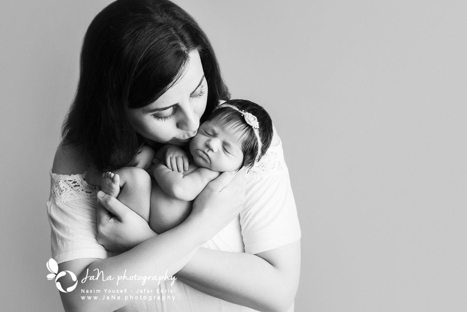 North Vancouver, newborn photography Hero