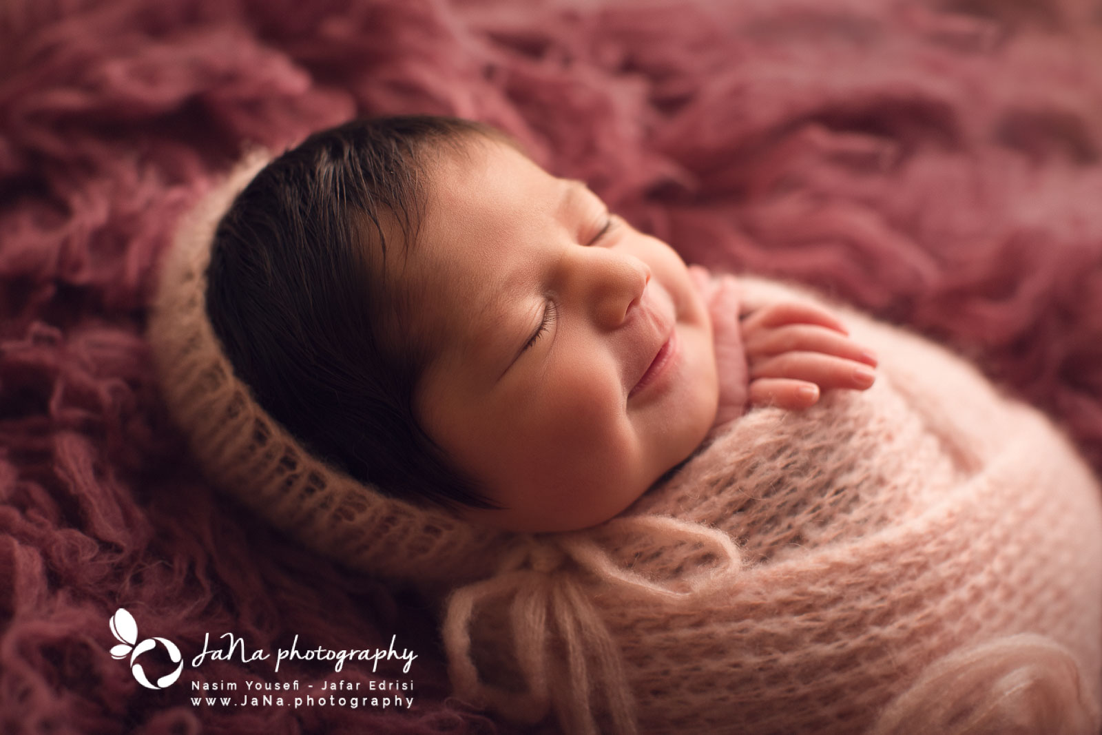 North Vancouver, newborn photography Hero