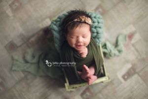 newborn photography - green setup