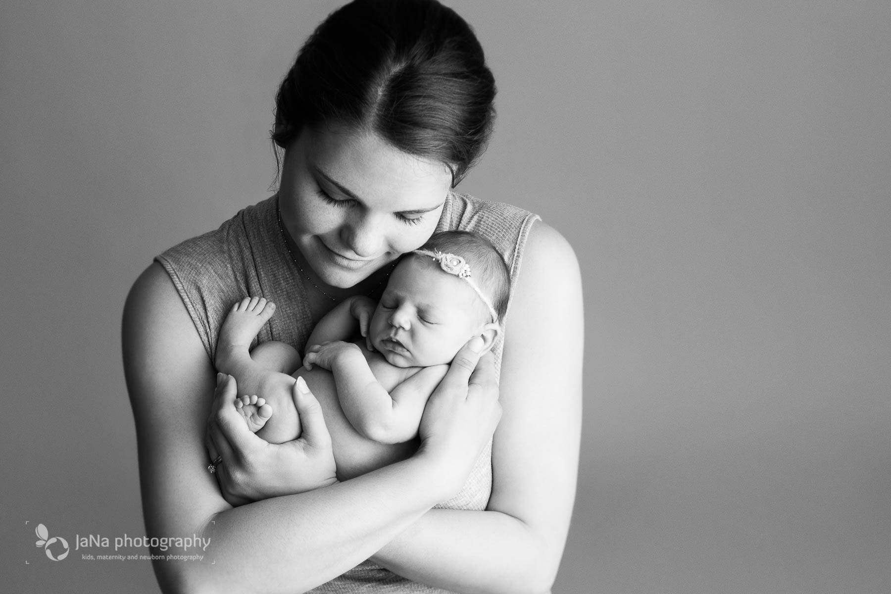 Vancouver_newborn_photography_magnolia