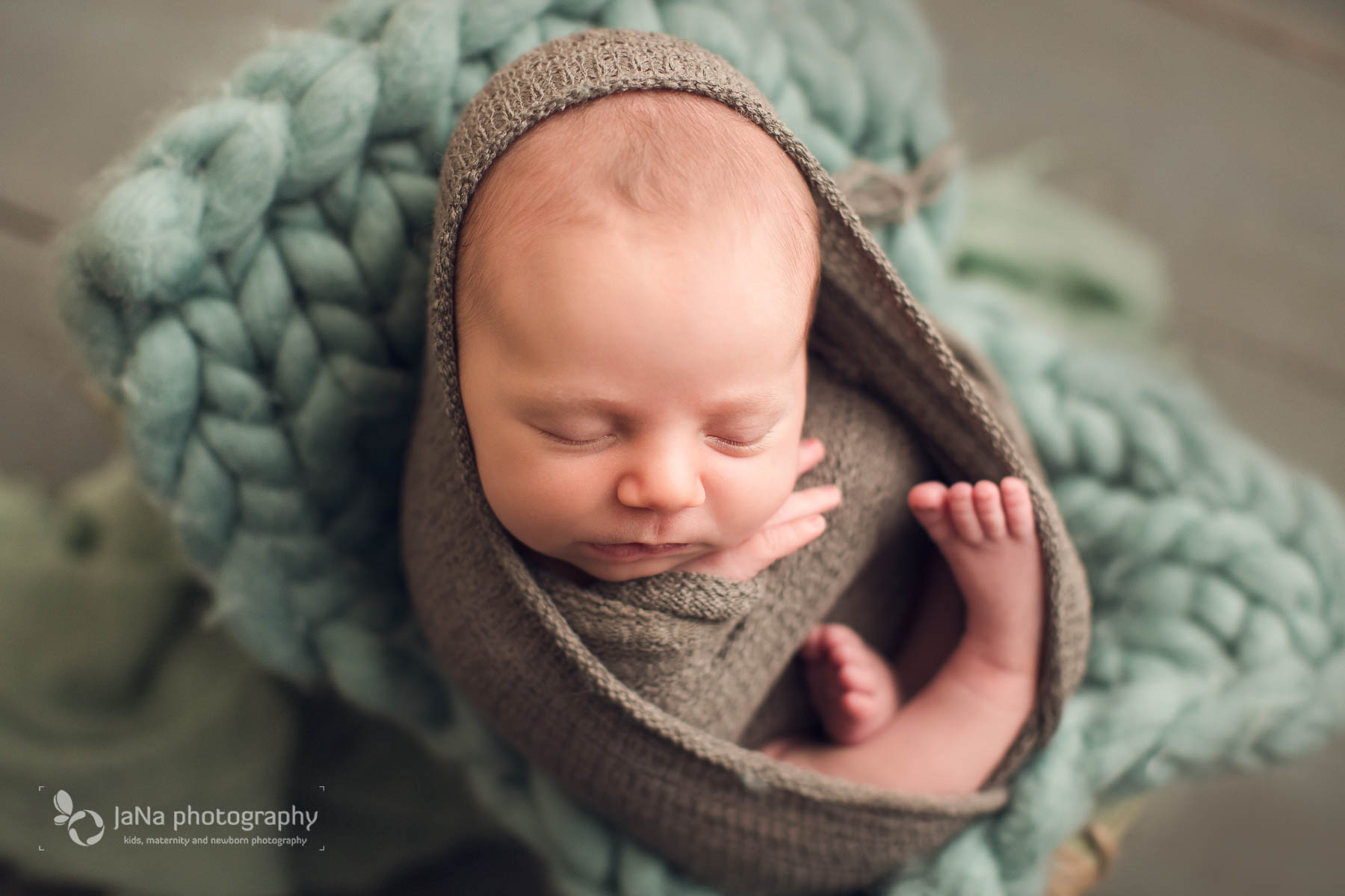 Vancouver_newborn_photography_magnolia