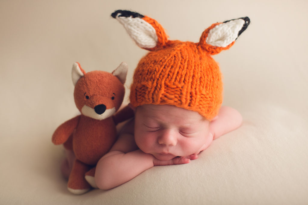 vancouver burnaby newborn photography - luca - fox outfeet