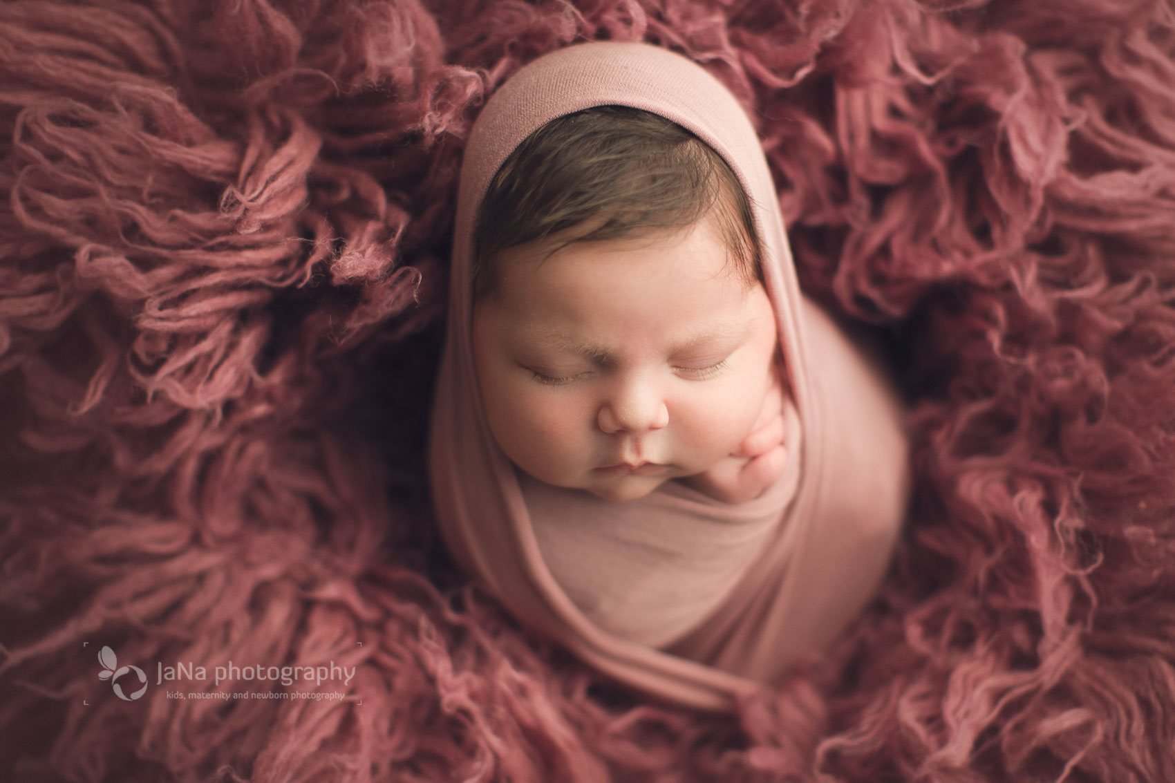 Vancouver, Burnaby newborn photography - Ana pink wrap