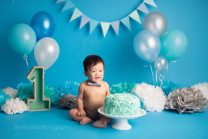 cake smash - baby photography - blue setup