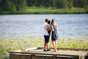 Vancouver outdoor family photography - deee lake park burnaby