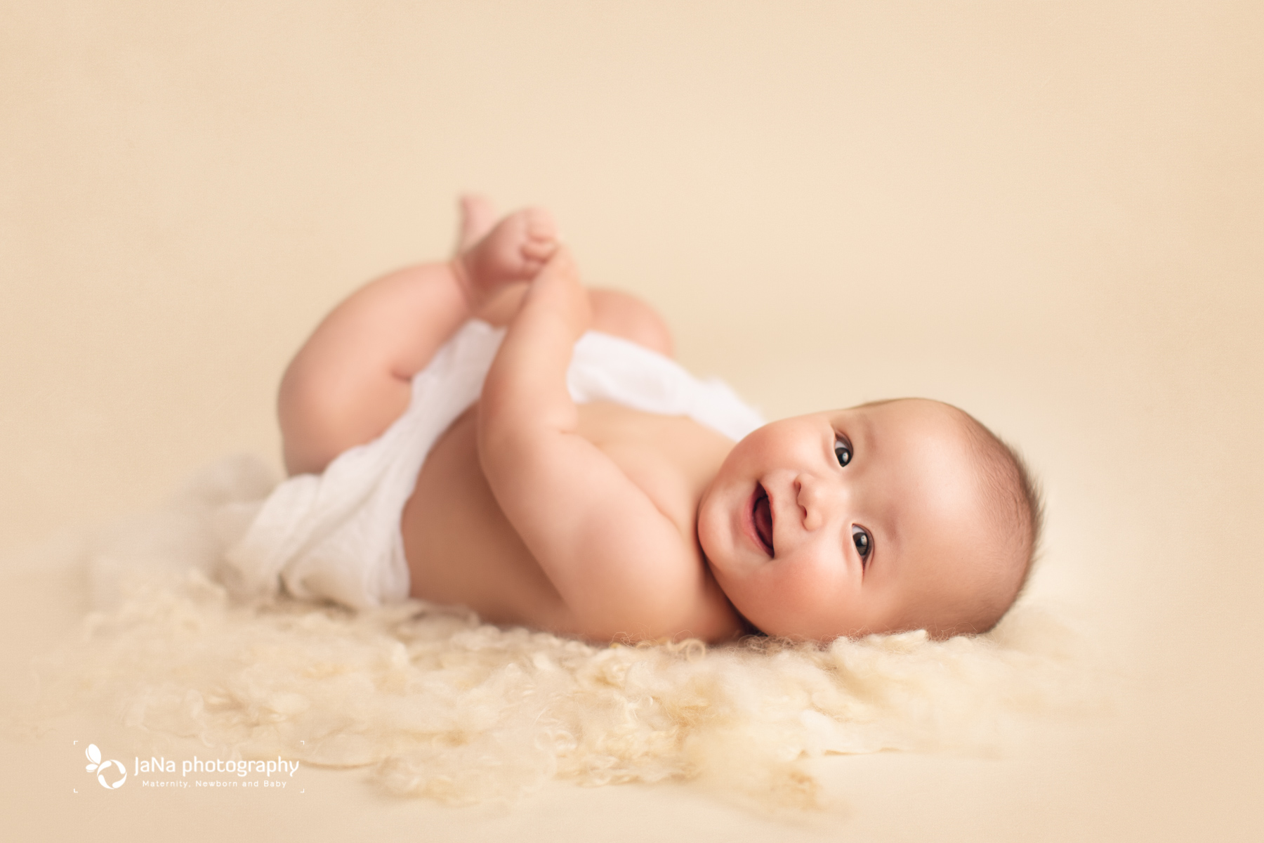 Richmond baby girl photography - white background - smile