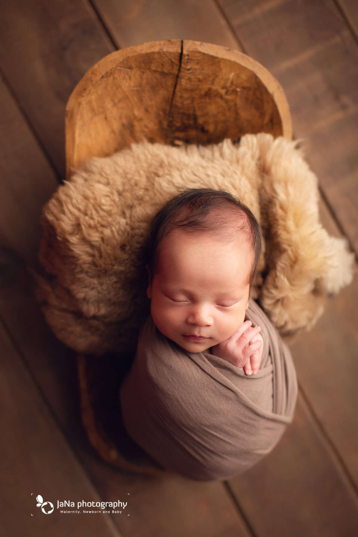 Vancouver best newborn photographer-brown setup for baby boy newborn