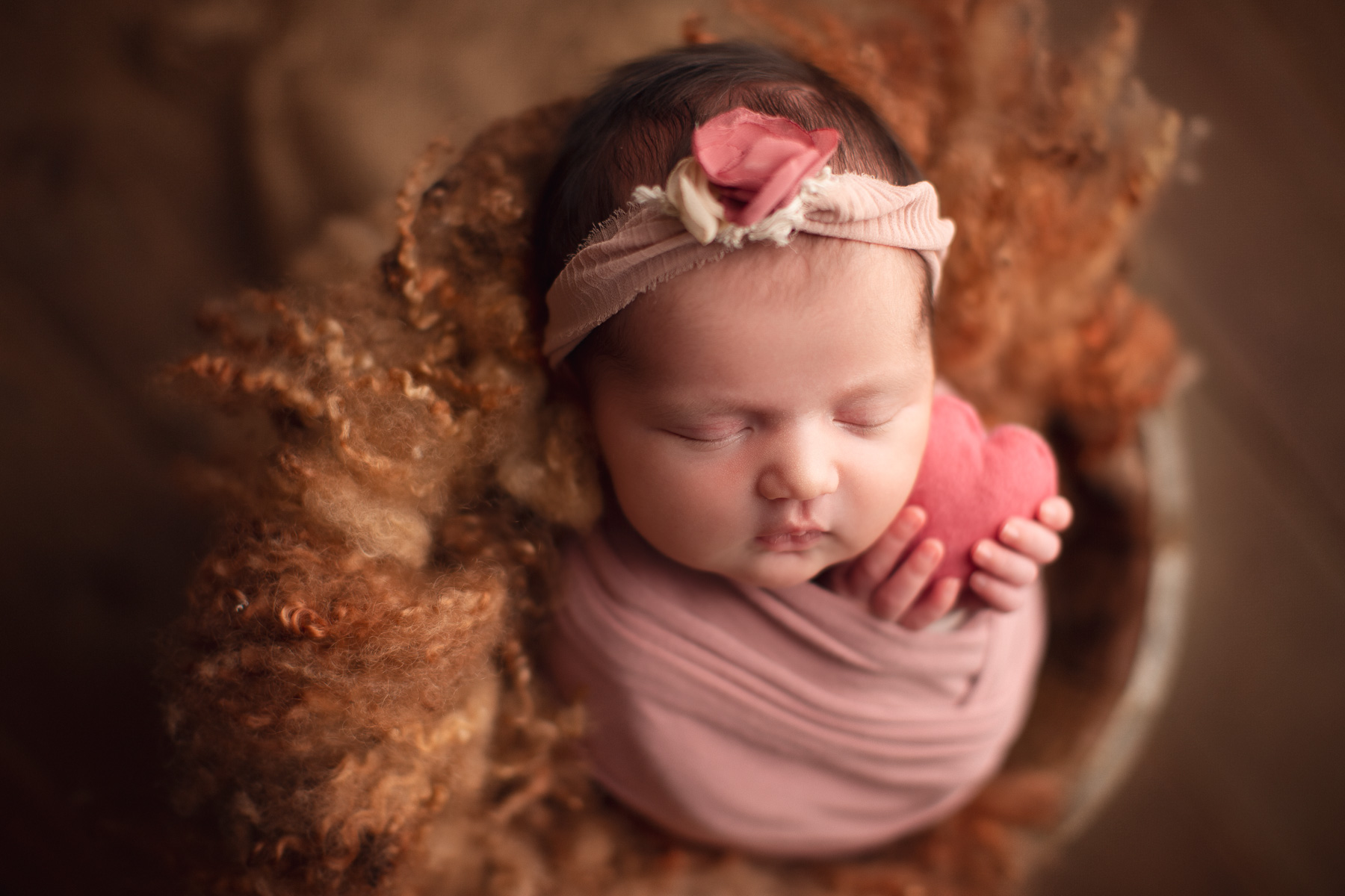 newborn photography Stephanie - brown setup with heart