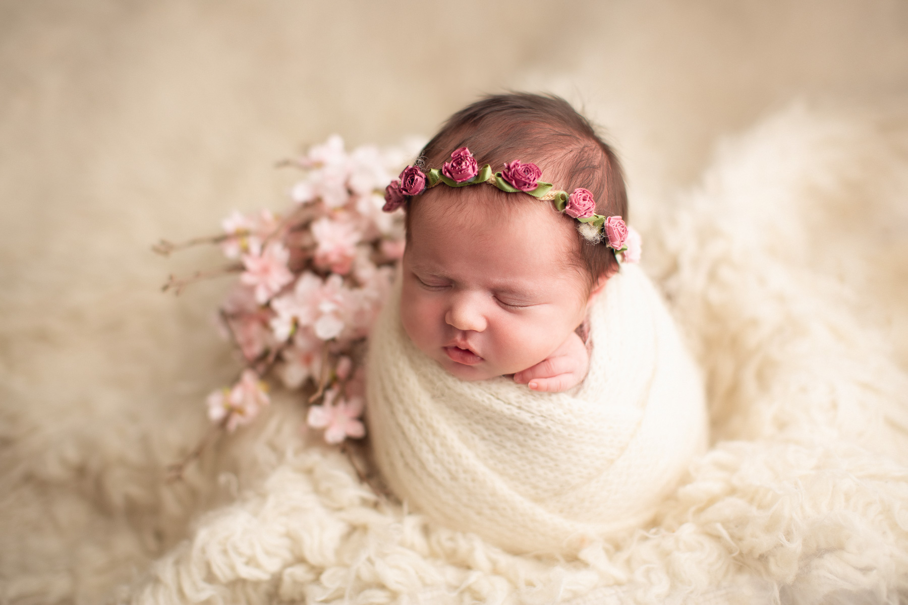 vancouver newborn photography Stephanie - potato sack position - flower 