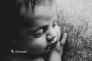 Newborn-Photography-in-North-Vancouver-3