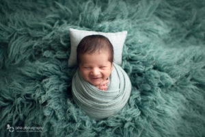 newborn photography vancouver - smile