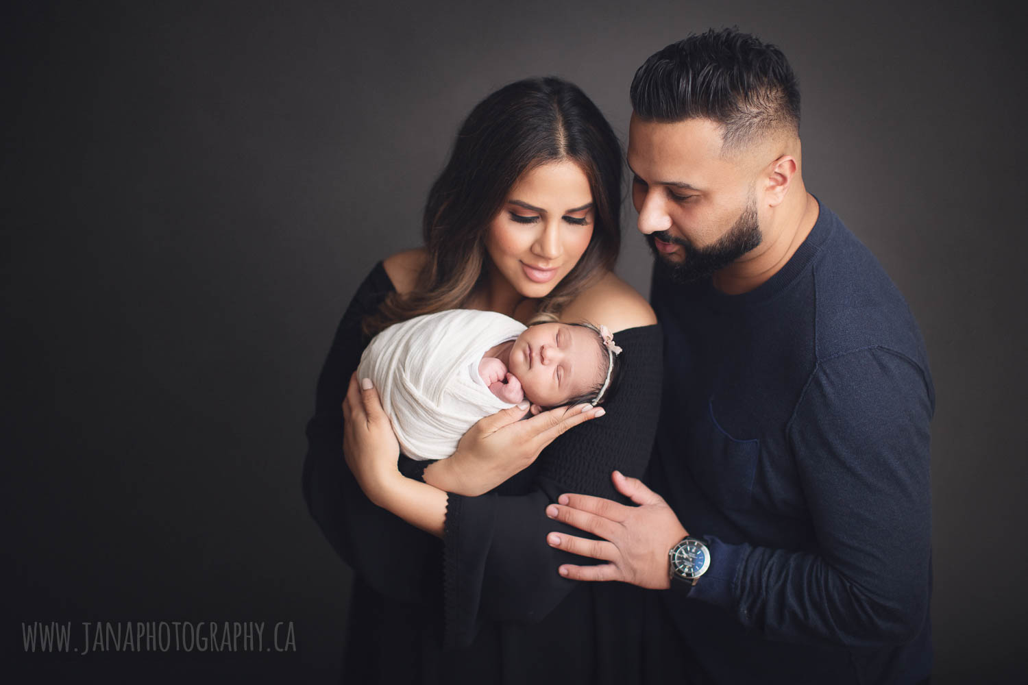 newborn baby girl and family  photography - grey background