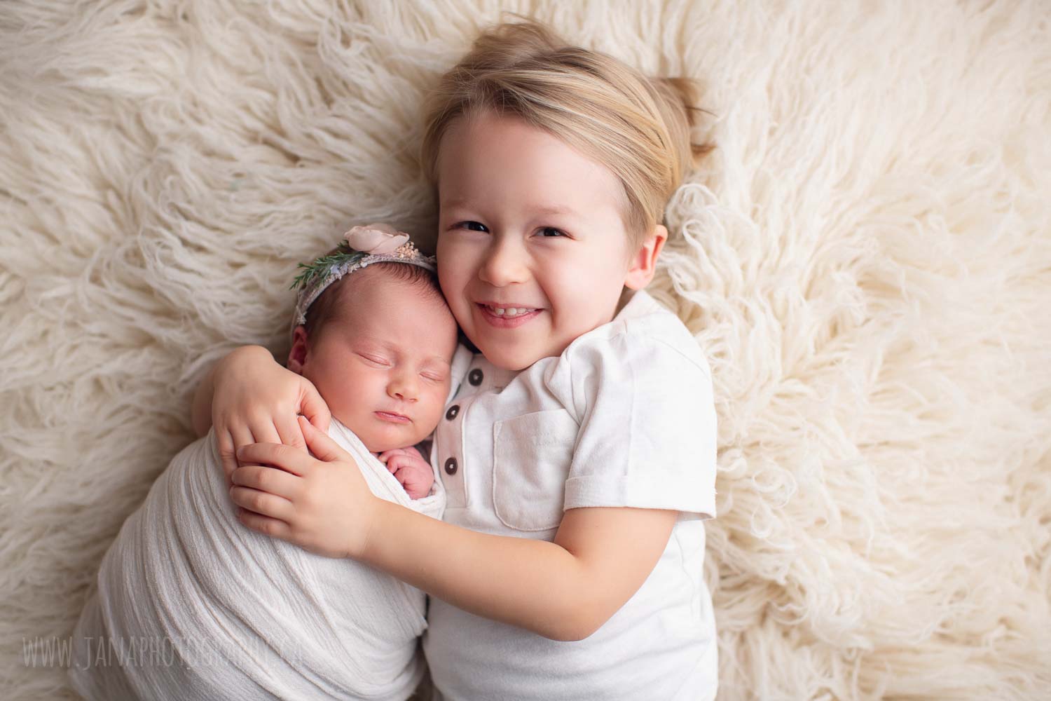 newborn photography with siblings - sister and brother - white setup  - vancouver - burnaby