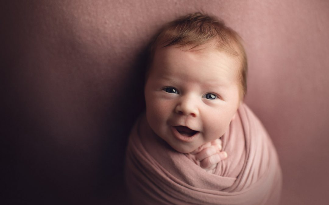 How to make baby smile | Newborn photography
