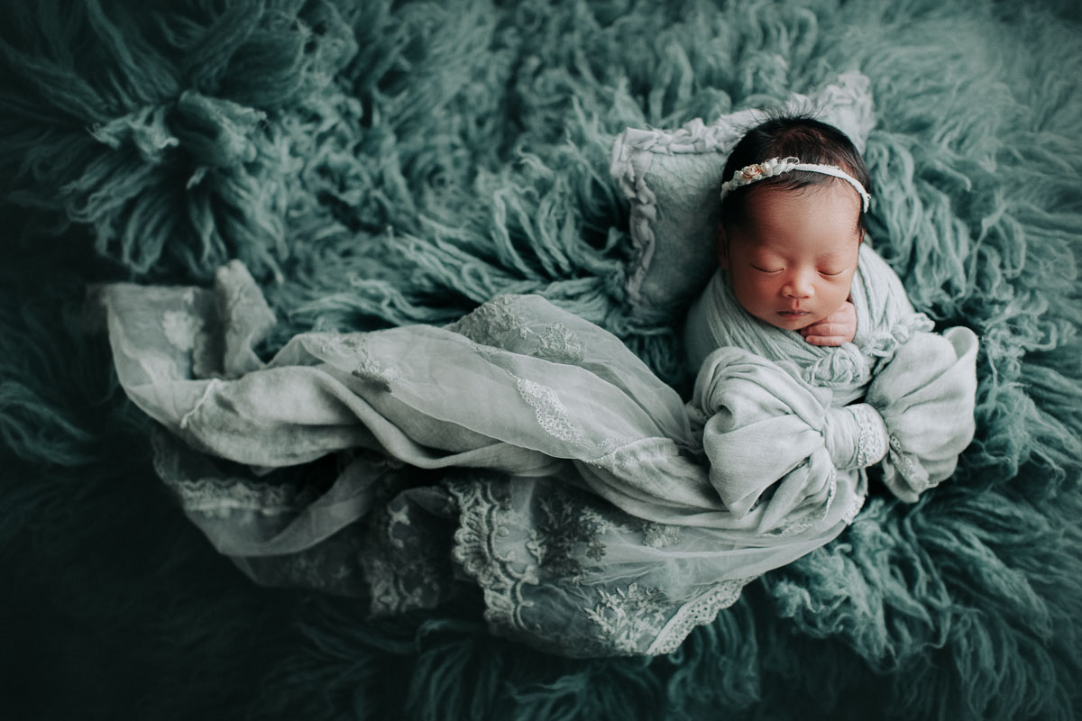 newborn photography - jana photography - Vancouver - Burnaby BC