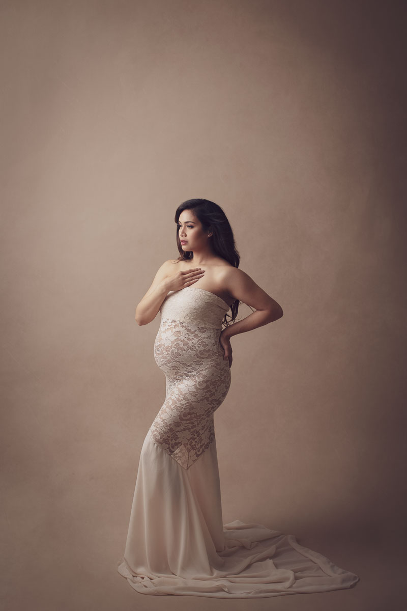 Best maternity gown collection for photography session - Jana