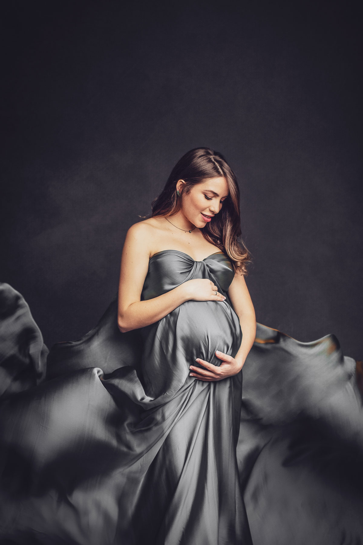 6 Maternity Photography Tips: Planning Your Maternity Photo Shoot   Maternity photography, Maternity photography tips, Maternity photoshoot  poses