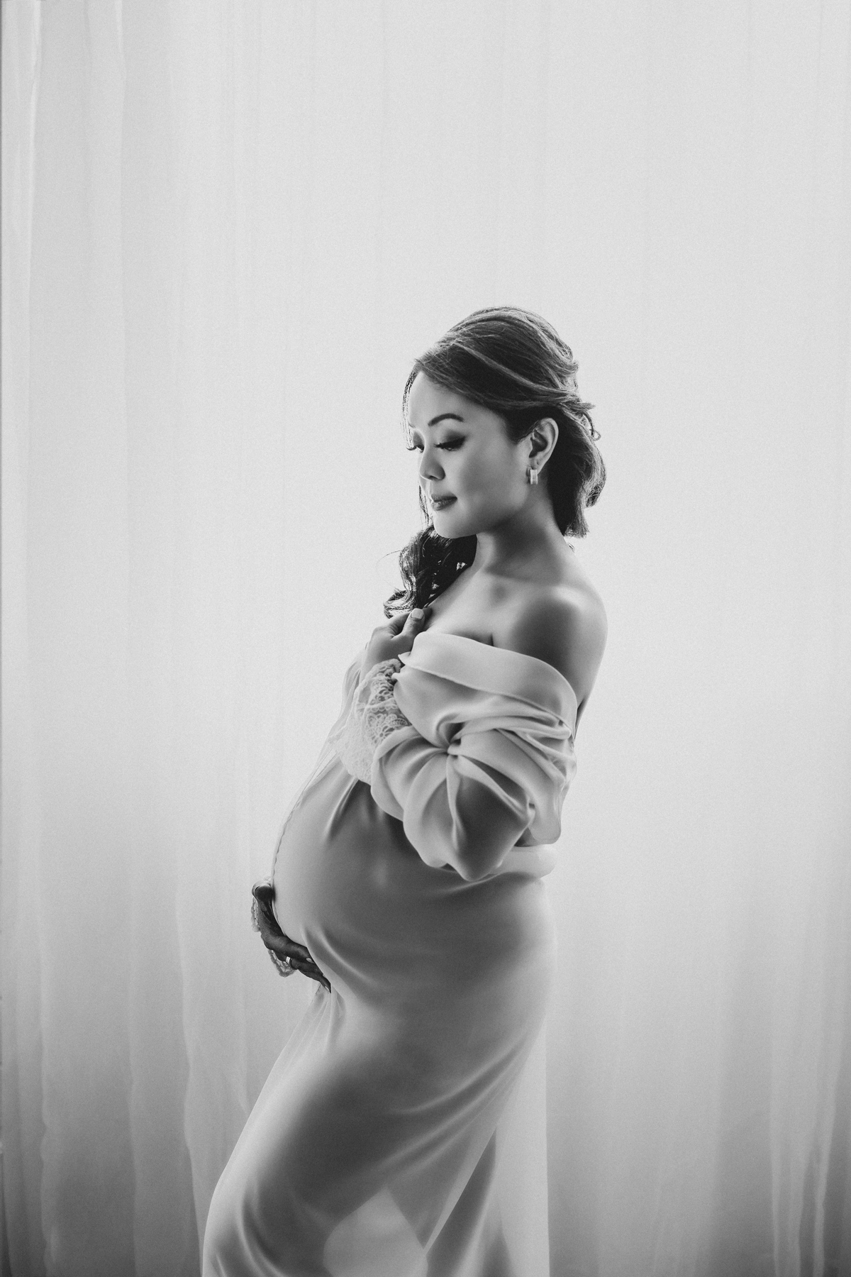 best maternity photographer in Vancouver beautiful pregnancy photo