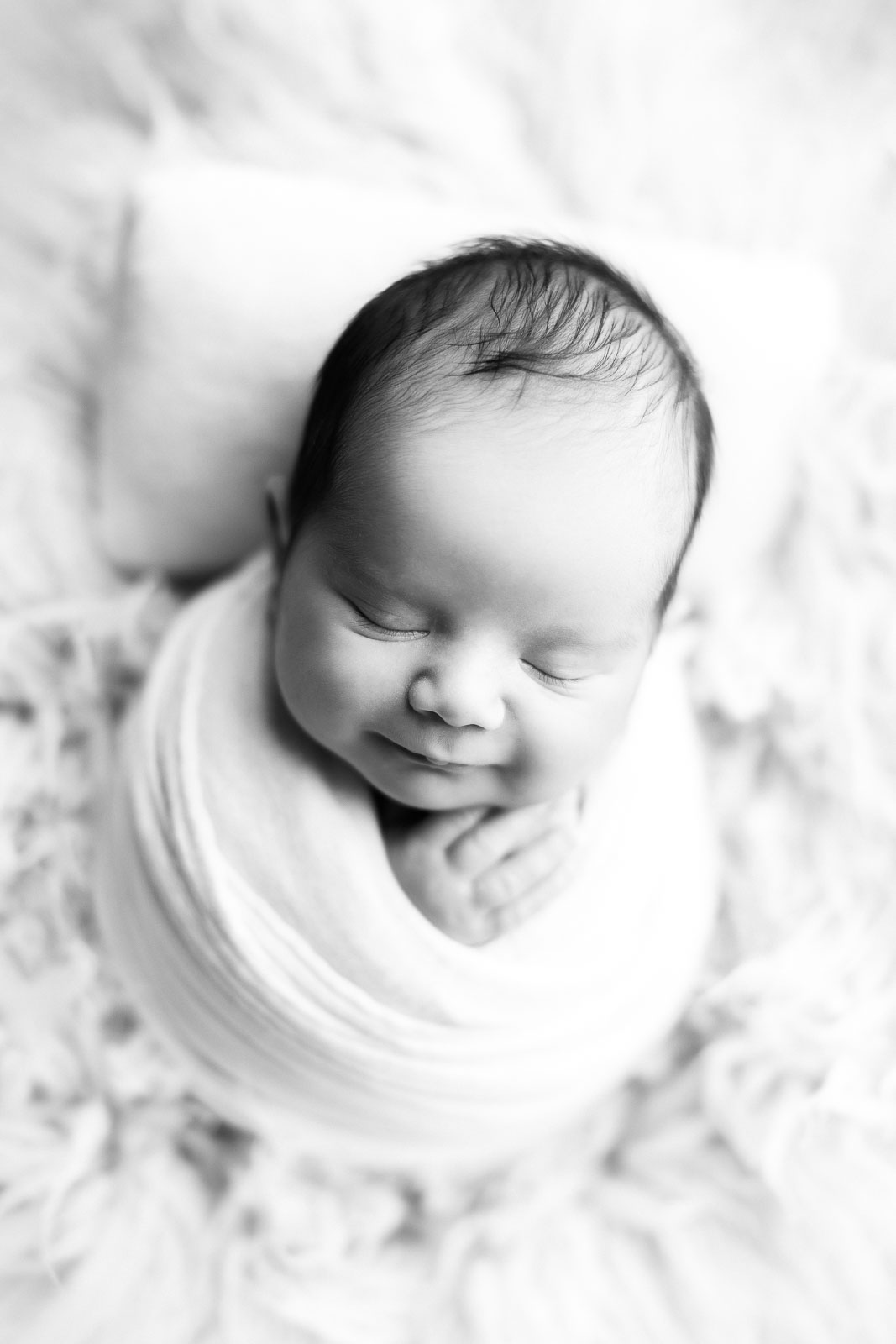 newborn baby smiling - jana photography - Vancouver -  Burnaby