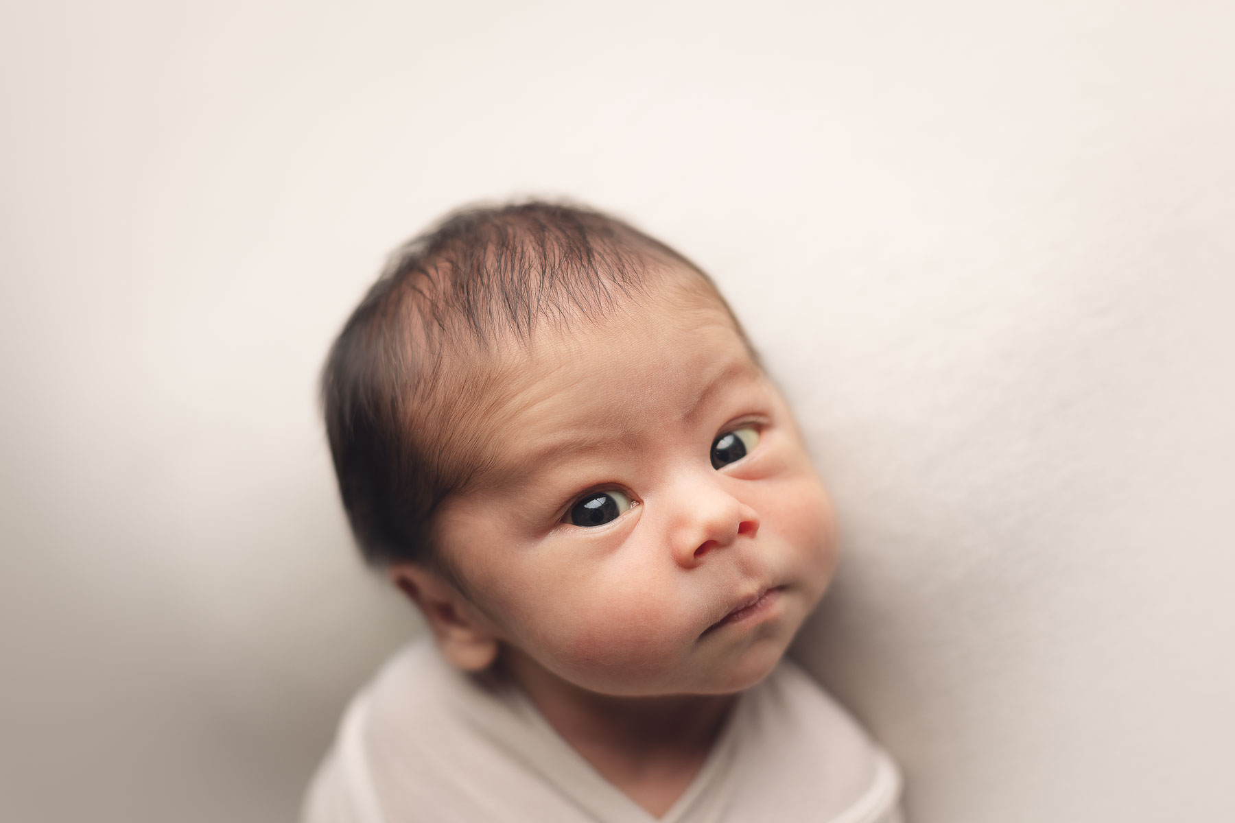 Capturing Precious Moments: The Best Newborn Photographer in Vancouver