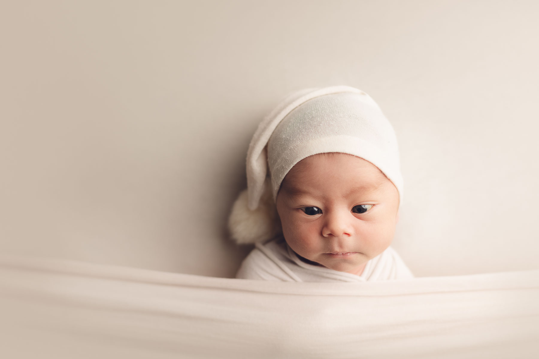 Capturing Precious Moments: The Best Newborn Photographer in Vancouver