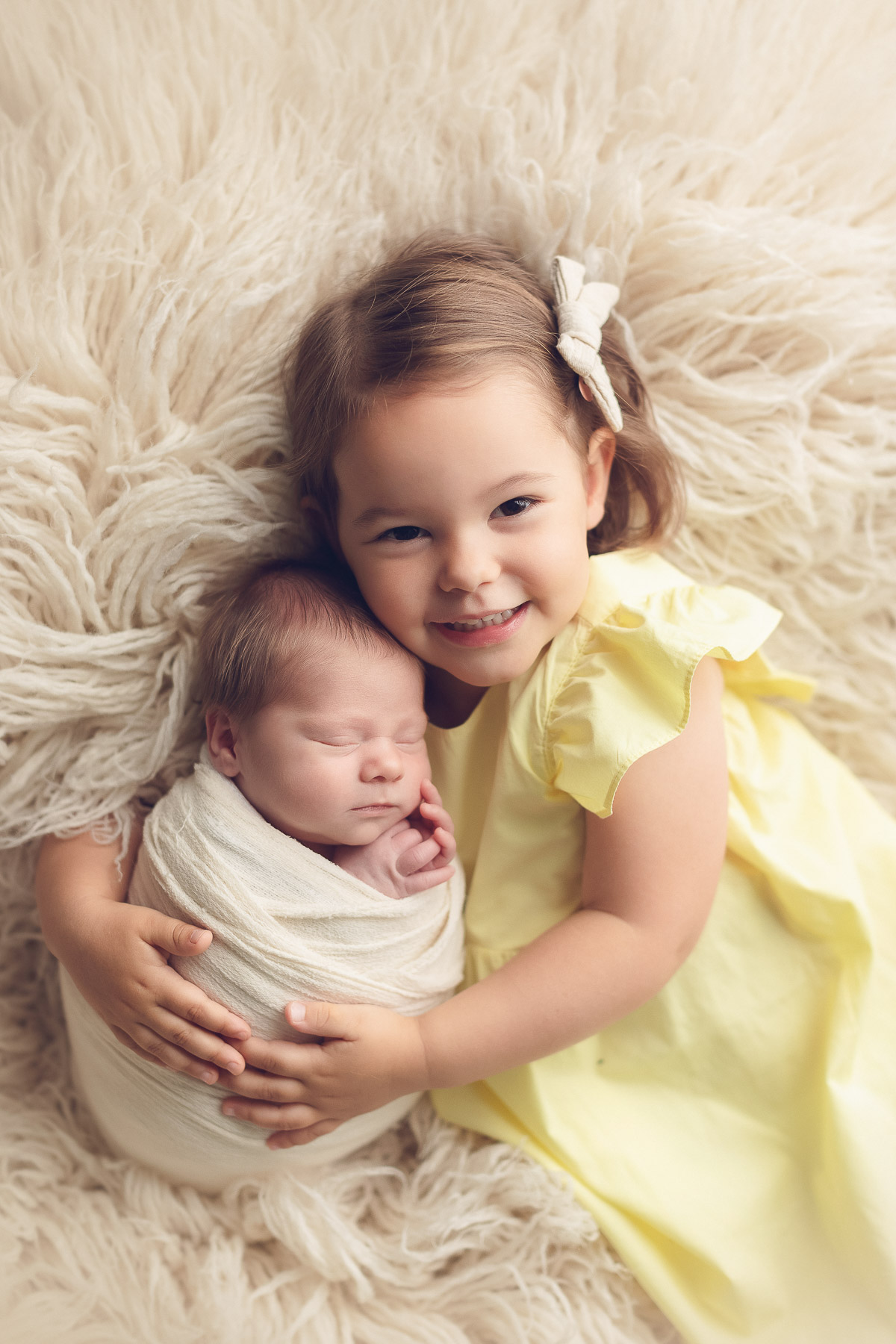 newborn baby smiling - jana photography - Vancouver -  Burnaby