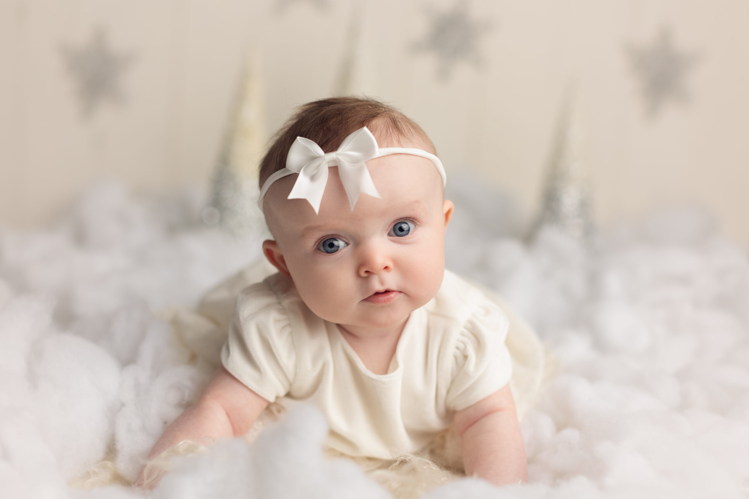 baby photography holidays white snow