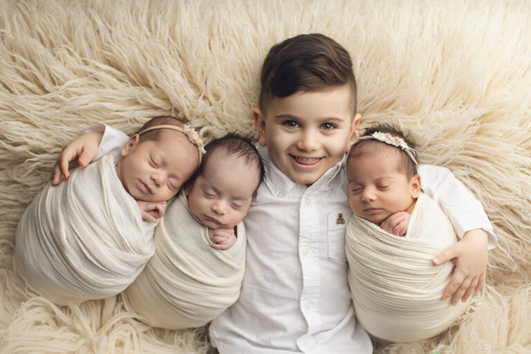 triplet newborn photography