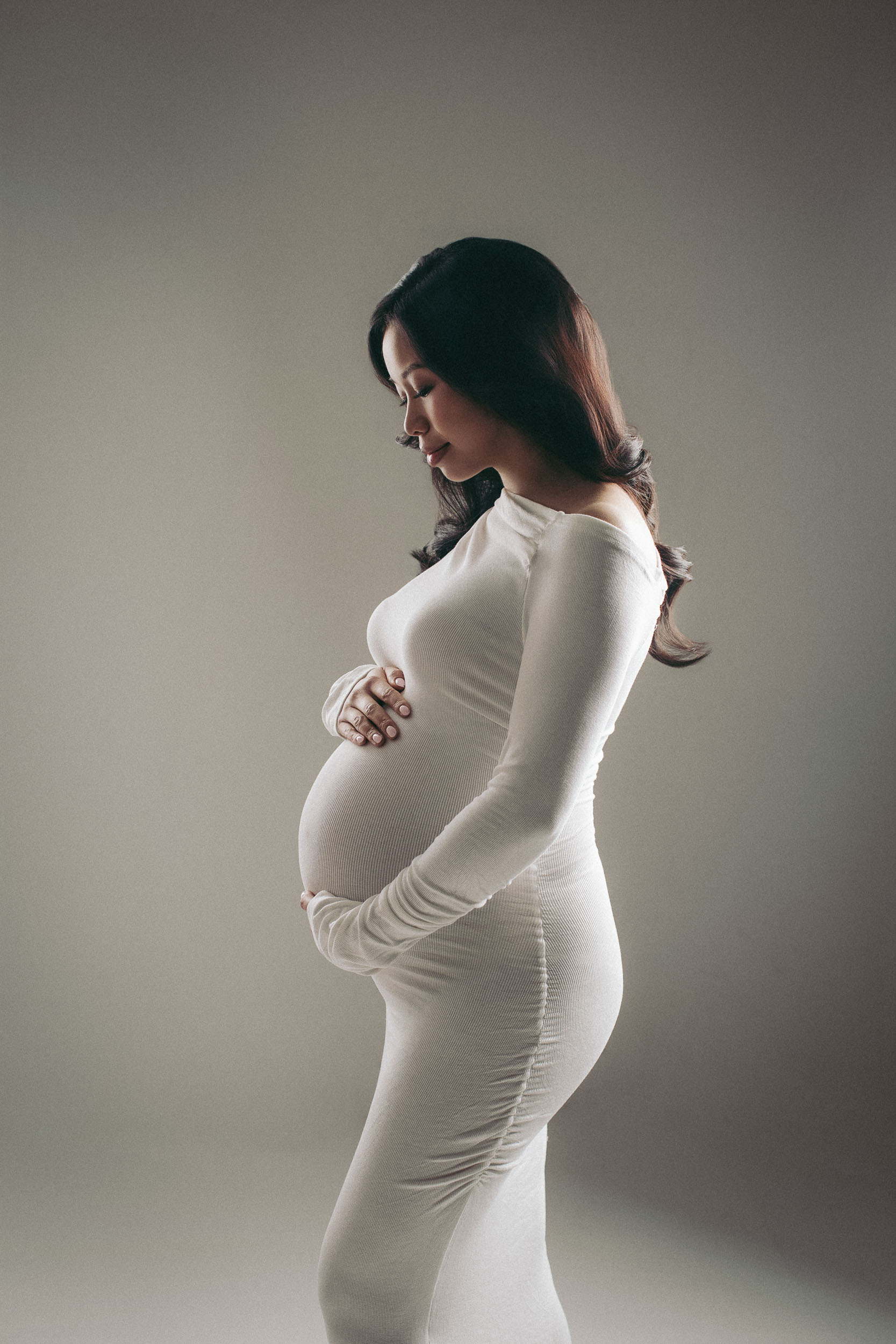 Luxury maternity photography session in Vancouver studio