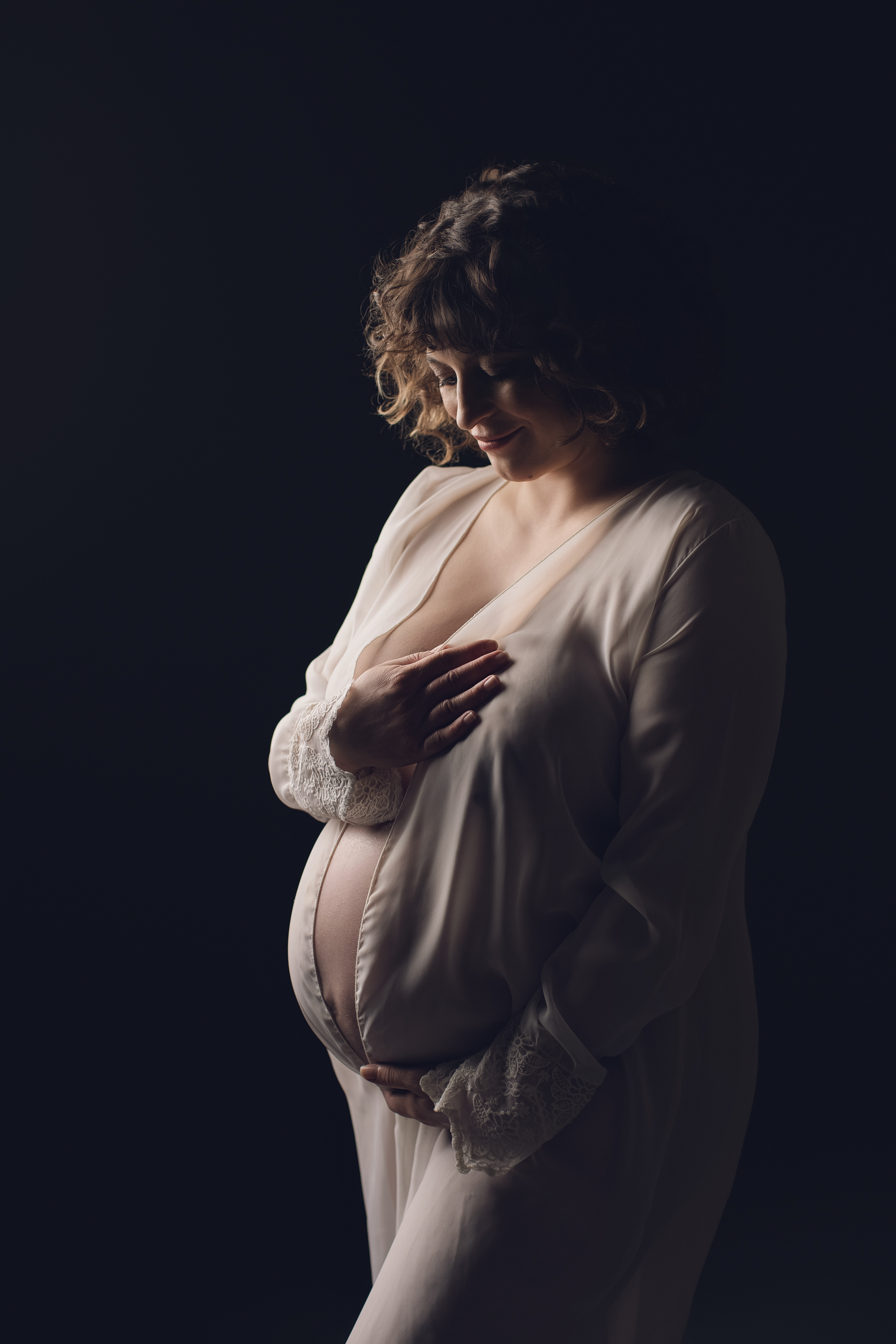 Vancouver newborn and maternity photography experience for growing families
